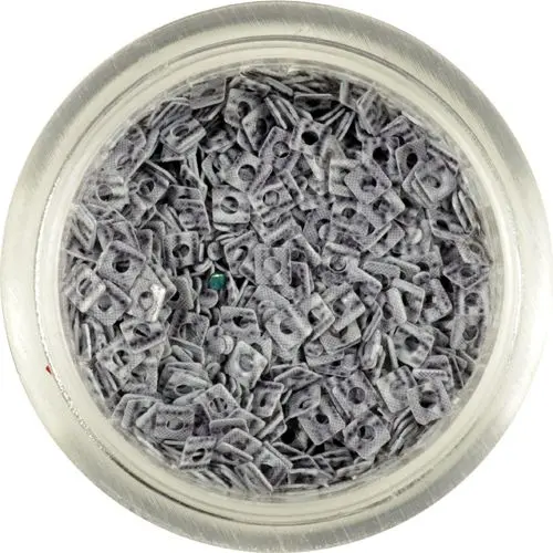 Malý čtvereček s dírkou - šedý, s proužky