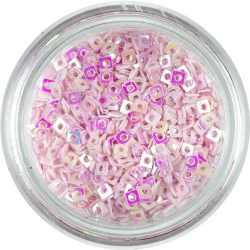 Ozdoba na nehty - světle korálové čtverečky s dírkou