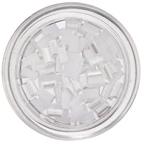 Perleťové obdélníky na nehty - bílé